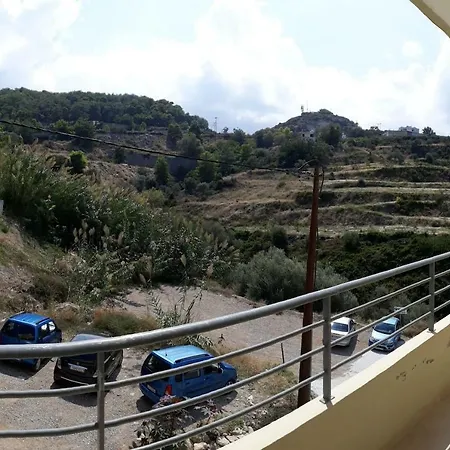 Topalti شقة *